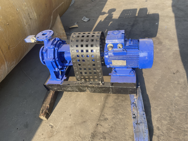 Pump Code087 Allweiler NT- 40/250 Centrifugal Single-stage 7000 BPD@135 PSI (Cast Iron Casing & Copper Impeller)