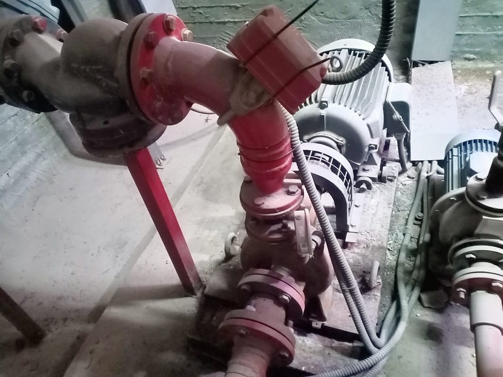 Pump Code031 Ebara 11 kw Centrifugal Single-stage 9000 BPD@100 PSI طلمبة تشغيل خط الحريق بالمنتج التام (Stainless Steel Casing & Impellers)