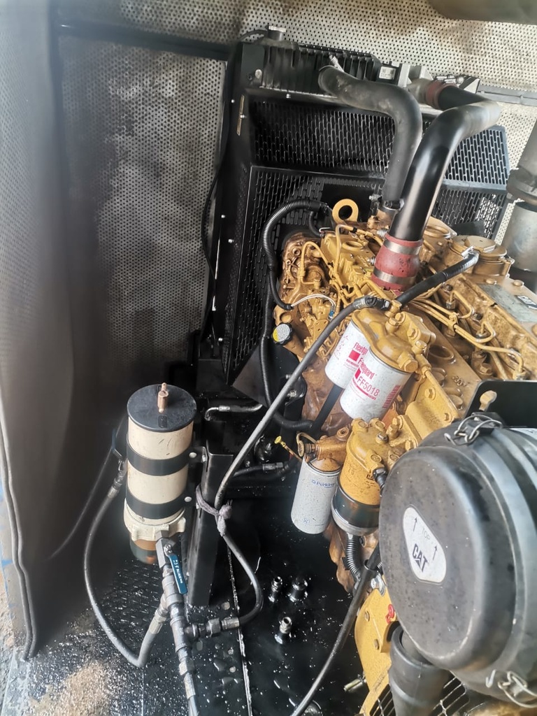 Diesel Generators CAT C7 (133KVA) FREE ZONE  مولد ديزل